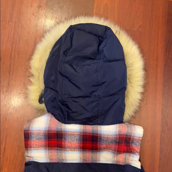 Gap + Pendleton Faux Fur Vest - Picture 7 of 10